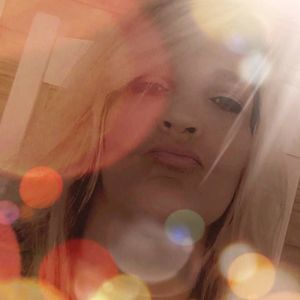 Meet your Posher, Kelli